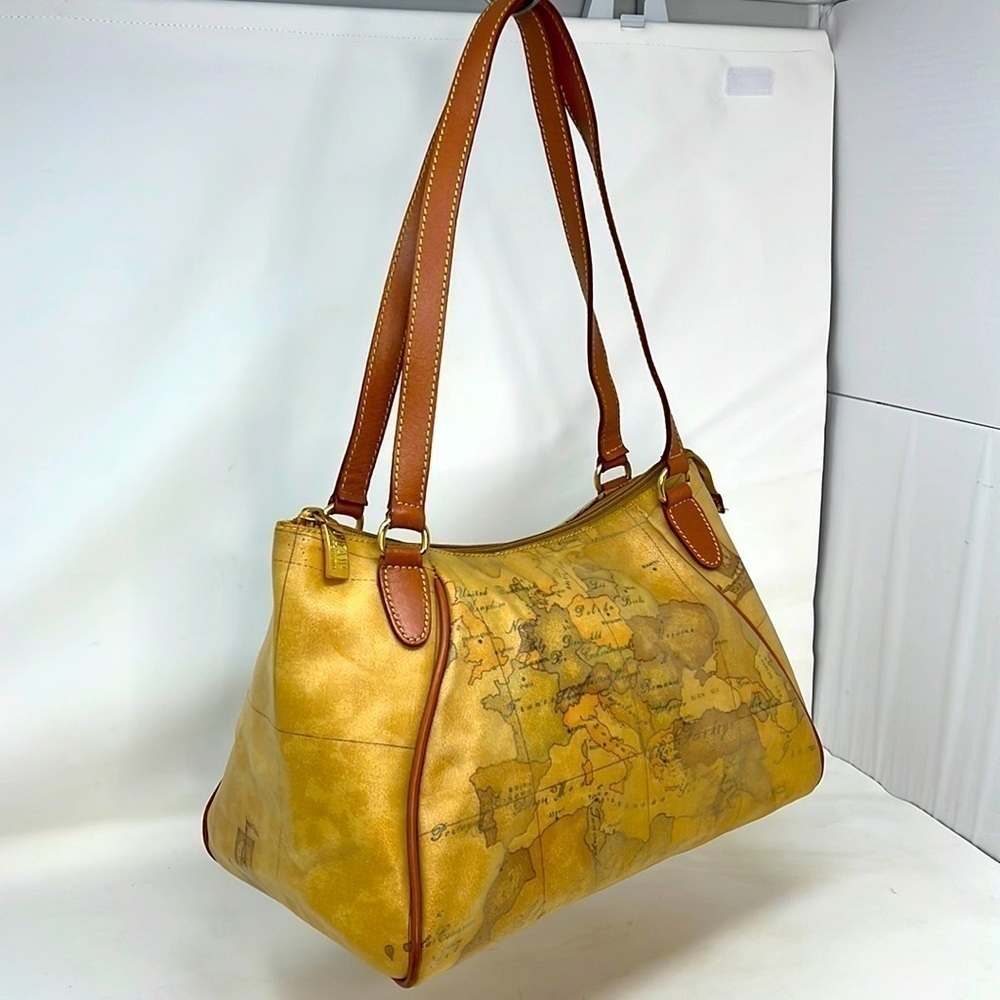 Alviero Martini 1 Classe Large Zip Shoulder Bag